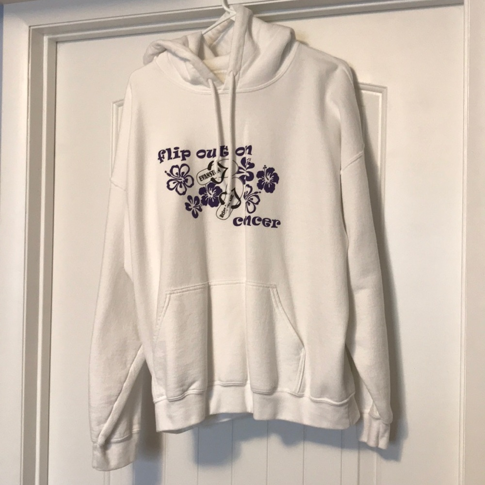 Gildan sweatshirt